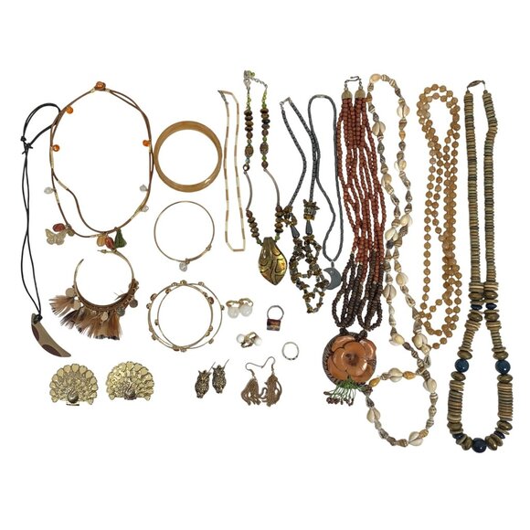 Earthy Boho Jewelry Lot Featuring 24 Pieces Necklaces Bracelets & Earrings - Picture 1 of 10
